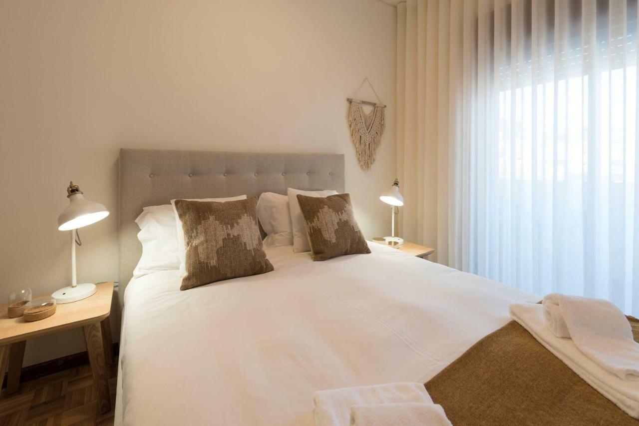Lovelystay - Genuine Bonfim Balcony Flat ปอร์โต ภายนอก รูปภาพ